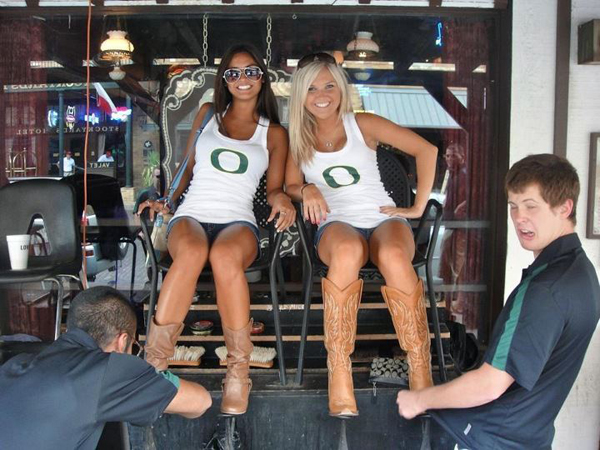 Oregon Cheerleaders