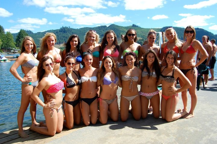 Oregon Cheerleaders